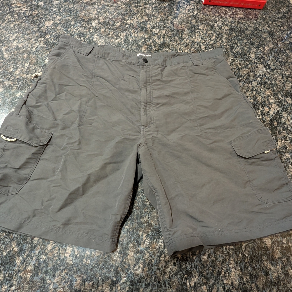 Wrangler Men's Charcoal Cargo Shorts